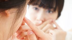 Nasenfurunkel sind keine harmlosen pickel. Furunkel Finger Weg Von Der Entzundung Horzu