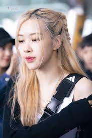 190715 Blackpink Rose Blackpink Rose Hairstyles Rose Blonde Rose Blonde Hair