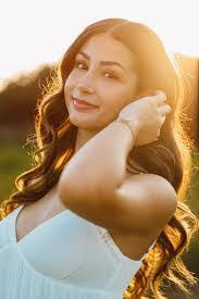 Bethany Hamlett's Instagram, Twitter & Facebook