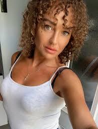 Love somebody today. ❤️🙏 Let us use the wayback machine to visit 1999 and  battle with my brother Joe Furrer. Wayback could also refer to my hairline  at this period of time. 🤣