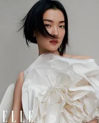 DuJuan 杜鹃｜ MING MA SS2022 Ivory Silk Taffeta Dress @ellechina Photo/ Ziqian  Wang @z.qiann Styling/LvLu Makeup/ Luwang Hair/張凡