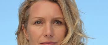 En revanche, si le but est de dissoudre les calculs rénaux, la cure doit durer trois mois. Contre Les Calculs Urinaires Mangez Et Buvez Sainement Ladepeche Fr