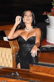 Georgina Rodriguez Nude and Sexy Photo Collection - Fappenist