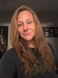 Can someone edit this photo for a mother?