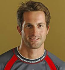 Yachting: Ainslie jumps ship to skipper Britain's Cup bid