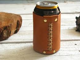 Lederholster Bier X2f Tan Dosenhalter X2f Bier Halter Cowboy X2f Artesanato Em Couro Latas De Cerveja Arte Em Couro
