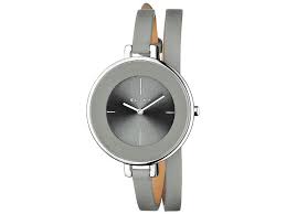 Vous souhaitez trouver un bijou de caractère qui mette en valeur votre poignet ? Montre Elixa Femme Finesse Acier Et Bracelet Cuir Gris Double Tour E063 L195 Ref E063 L195 Montres Bijouterie Cupillard
