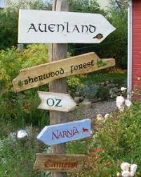 5 Marchenhafte Holzschilder Fur Den Garten Von Almawoods Auf Dawanda Com 5 Marchenhafte Holzschilder Fur Den Garten Von A Garten Palettengarten Gartenschilder