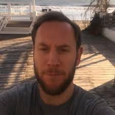 👋 Today I am leaving CNCF [Cloud Native Computing Foundation]. It's been a  pleasure and a privilege to work with this community, thank you for  everything you taught me over the past