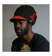 Vous recherchez une casquette pour vous protéger avec style, découvrez nos modèles de casquettes pour homme adaptés à toutes les occasions. Casquette Rasta Avec Haile Selassie I Brode