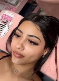 Arely Aguilar's Instagram, Twitter & Facebook