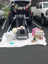 How wedding showers work on peerspace. Friends Throw Surprise Bridal Shower In Parking Lot During Coronavirus Pandemic Gma