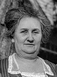 Ida Mae Ferguson and her grandmother, Mary Louisa Allen Ferguson  (1866-1952)