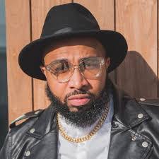 Jason Clayborn's Instagram, Twitter & Facebook