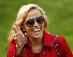 Mogli, fidanzate e una streaker: le donne della Presidents Cup