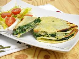 Normalmente se suelen usar en las ensaladas mezclando la hoja de espinaca con otros vegetales como lechuga, zanahorias, olivas y lo que. Crepes De Espinacas Y Queso Mis Cosillas De Cocina