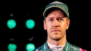 Vettel names aston martin f1 car after bond girl. Formel 1 Was Sebastian Vettel Zum Neuen Aston Martin Sagt Video Stern De