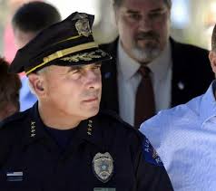 Random Pixels Blog: Dan Oates, Miami Beach's new police chief, will get  $207,500 salary plus a $2,000 monthly housing allowance