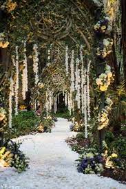 38 diy dollar store wedding decor hacks. 20 Gorgeous Walkway Ideas Leading Guests To Your Wedding Event Elegantweddinginvites Com Blog