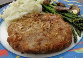 Mix the crushed crackers with the dry soup mix. Onion Baked Pork Chops Recipe Food Com Recipe Baked Pork Chops Onion Soup Recipes Lipton Onion Soup Recipes