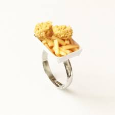 Chicken Nuggets And Fries Ring Tomato Cream Sauces Chicken Nuggets Salmon Recipes Pan Seared