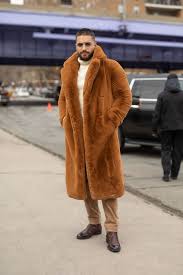 You Know I Had To Do It To Em Street Maluma Is Seen On The Street During New York Fashion Week Aw19 Men Fashion Casual Outfits New York Winter Outfit Winter Outfits Men