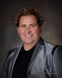 Tammy Valente's Instagram, Twitter & Facebook