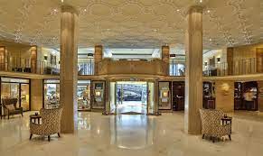 Ist ein mitglied der leading hotels of the world. Luxushotel Excelsior Hotel Ernst In Koln Erstklassiger Service
