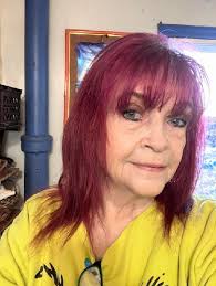 Let's talk about funeral music today. When people think of funeral songs,  some immediately think of a meaningful, but often, "tear-jerky" song or  maybe a traditional hymn. Funeral music has evolved over