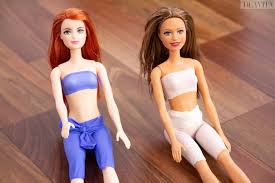 Barbie Kleidung Selber Machen Und Haare Farben 11 Diy Projekte Flaglercenter Hakeln Barbiepuppen Crochet Daumen Barbie Fashion Most Beautiful Pictures