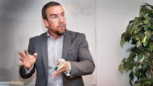 Since then, ari was described as hollywood mogul and credited as one of the most powerful men in entertainment business. Jan Emanuel Johanssons Nya Miljonklipp Har Salt Andel I Kritiserat Vardbolag