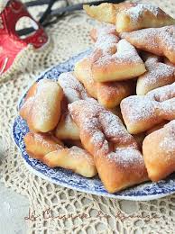 Bugnes Legeres Et Moelleuses Recette Bugnes Beignet Facile Recettes De Cuisine