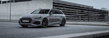 Audi is a prestigious german car manufacturer that has become an icon in the motoring industry. Audi Rs4 Avant Im Test 2020 Facelift Fur Den Schnellsten Aller Familien Kombis Meinauto De