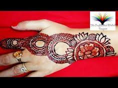 Red Cone Mehndi Design Video Beautiful Stylish Cone Hinna Mehndi Designs Professional Mehndi Mehndi Designs Mehndi Designs For Hands Back Hand Mehndi Designs