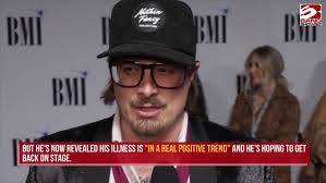 Toby Keith's shows mark return to stage after cancer diagnosis