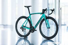 ビアンキが振動抑制技術 カウンターヴェイル を採用したエアロロードとmtbを発売 cyclist ビアンキ ロードバイク 自転車 ロードバイク