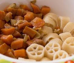 Recette Bebe 12 Mois Boeuf Aux Carottes Et Petites Pates Bledina Recette Boeuf Carotte Recette Boeuf Carotte Recette