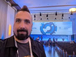 Christof Leng (@Moroquen)