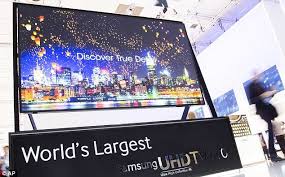 You Re Going To Need A Very Big Living Room Samsung Unveils World S Biggest Home Tv With Massive 110 Inch Screen This Is Amazin Worlds Largest Samsung World