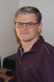 Mark Hewson's Instagram, Twitter & Facebook