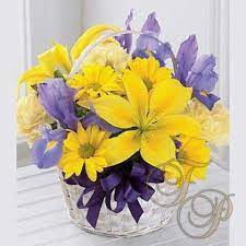 Amarillo Y Lila Arreglos Florales Areglos Florales Margaritas Amarillas