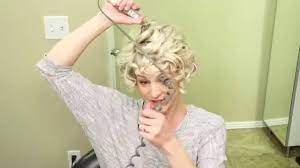 These Tutorials And Step By Step Instructions On How To Style A Bob Are So Incredibly Helpful There How To Curl Short Hair Curly Hair Styles Short Hair Styles