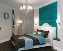 الشمعدان فوق السرير في غرفة النوم الصورة Cerceis Com