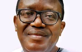 Bola Ajibola departs and traducers sing late Nimi Brigg's praises