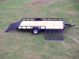 With the ramp directly behind your trailer, slowly back up until you can see the jet ski and trailer in the water. Single Axle Utility Trailer W Side Ramp Pkg Johnson Trailer Co