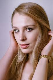 5 Frames with a Nikon F100 by Adam Laws