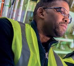 Bruce Bonney's Instagram, Twitter & Facebook