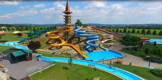 Bővebb információ a aquacinema kisvárda nyitvatartásáról a termalfurdo.hu oldalon található az alábbi linkre kattintva: Extremely Warm Weather Hungarian Aquaparks Cool You Down Photos Daily News Hungary