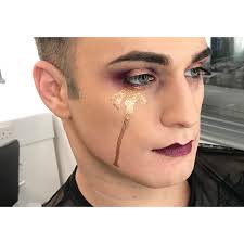 Naomi Nicholson (@nicholson_naomi)