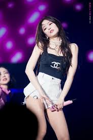 Pin By Jerrunas On 4 6 3 Blackpink Fashion Blackpink Jennie Stage Outfits